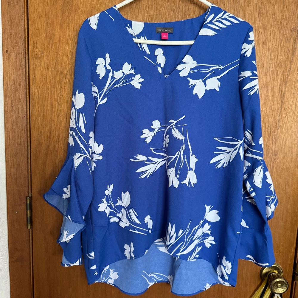 Vince Camuto Blue Asymmetrical Ruffled 3/4 Sleeve Blouse